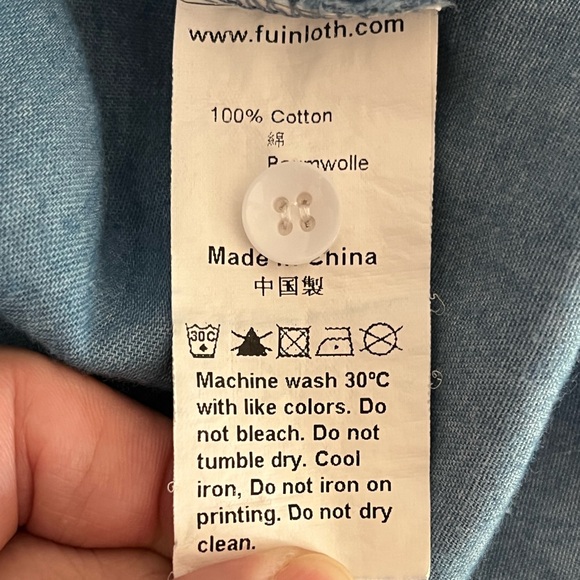 Fuinloth size L blue button down shirt. EUC. - Picture 10 of 10